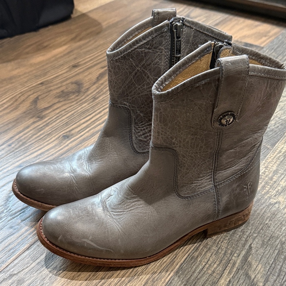 Frye Gray Leather Ankle Booties